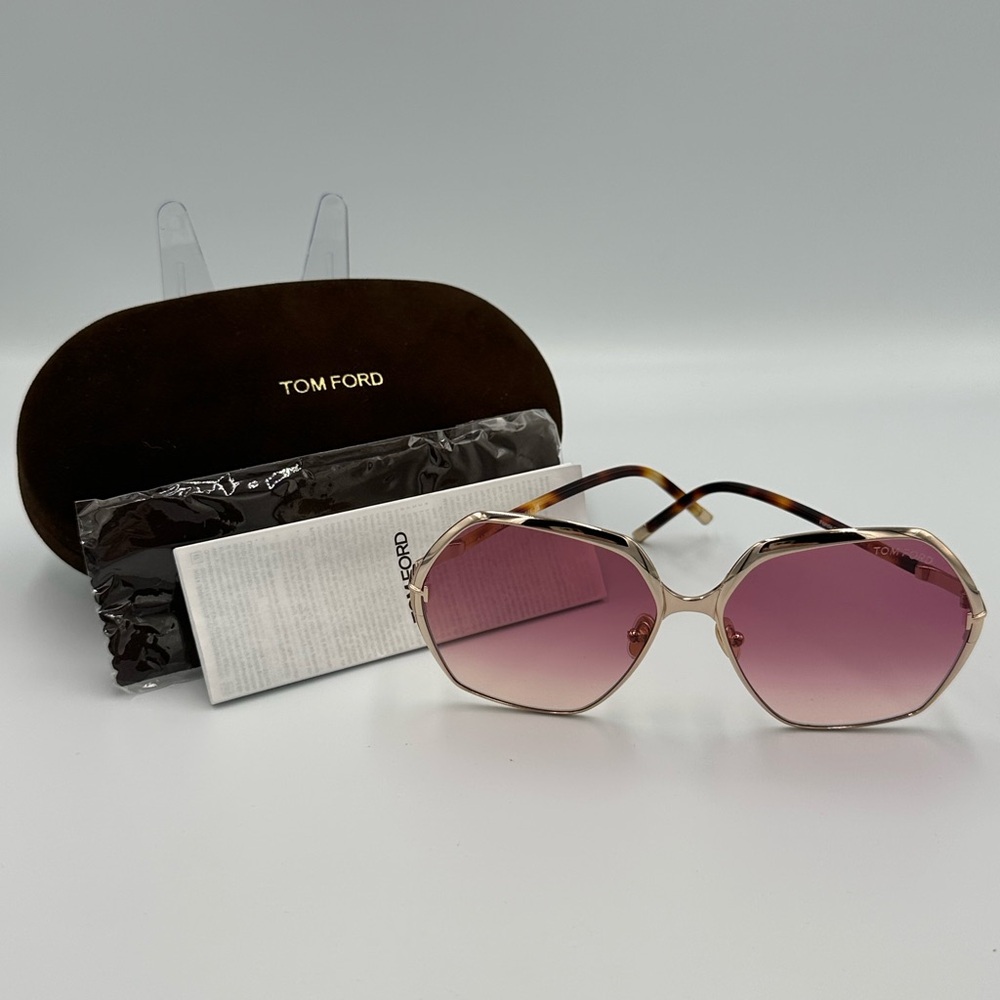 Tom Ford Rose-Tinted Sunglasses